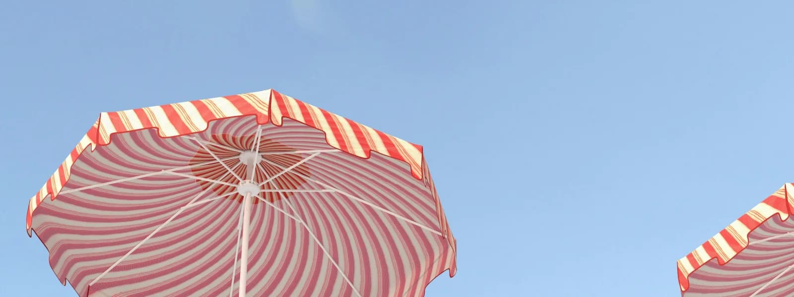 How to go on vacation without worrying about work (3-step process) logo